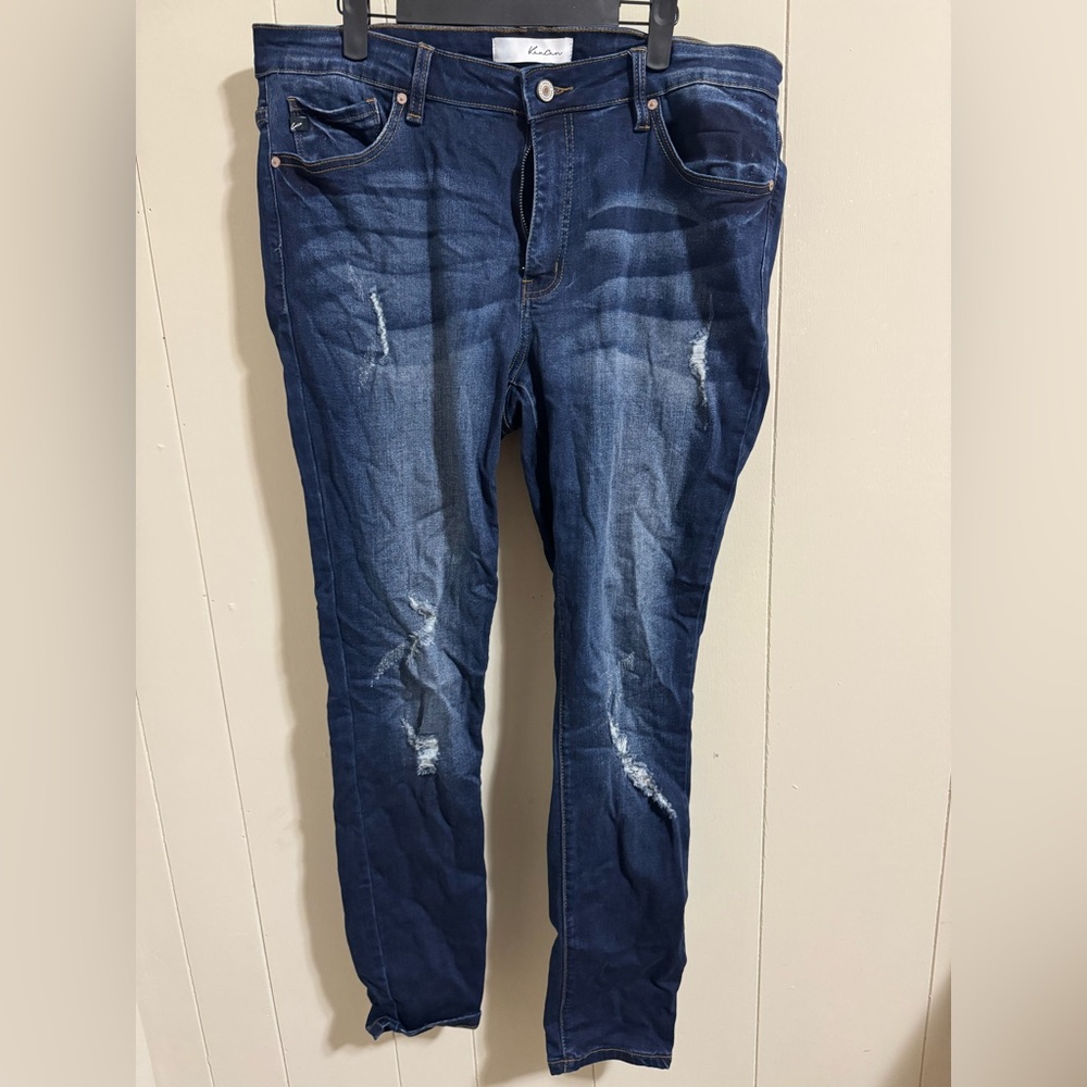 KanCan Dark Wash Distressed Denim Jeans lots os stretch XL